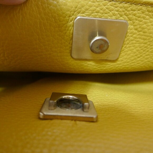 Plinio Visona Made in Italy Genuine Leather Mustard Yellow Large Crossbody Bag - Picture 9 of 14